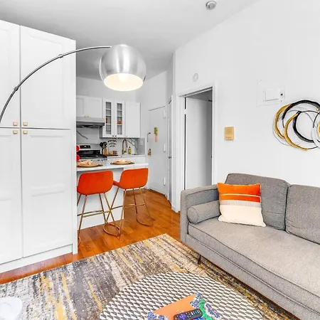 Welcome To “Sunny Park Slope Retreat”!-3
